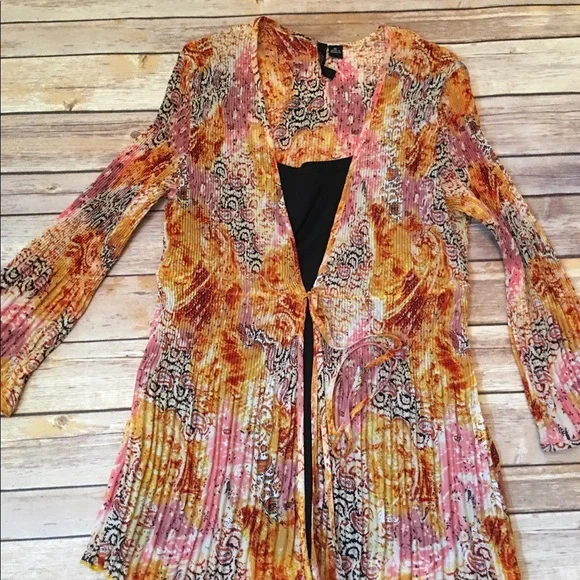 Essentials by Milano crinkle/pleated blouse M - Picture 2 of 5